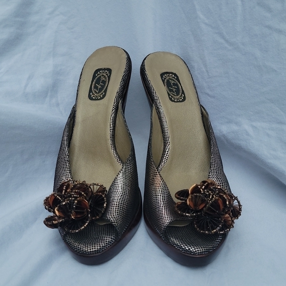 SALPY gold slip-on mules